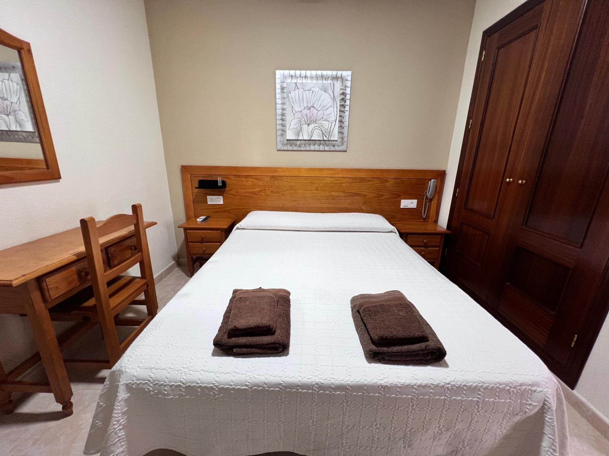 Hotel Don Juan Puente de Génave Buitenkant foto