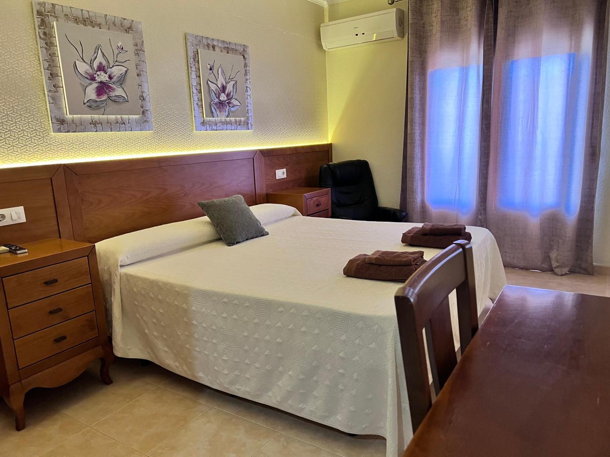 Hotel Don Juan Puente de Génave Buitenkant foto