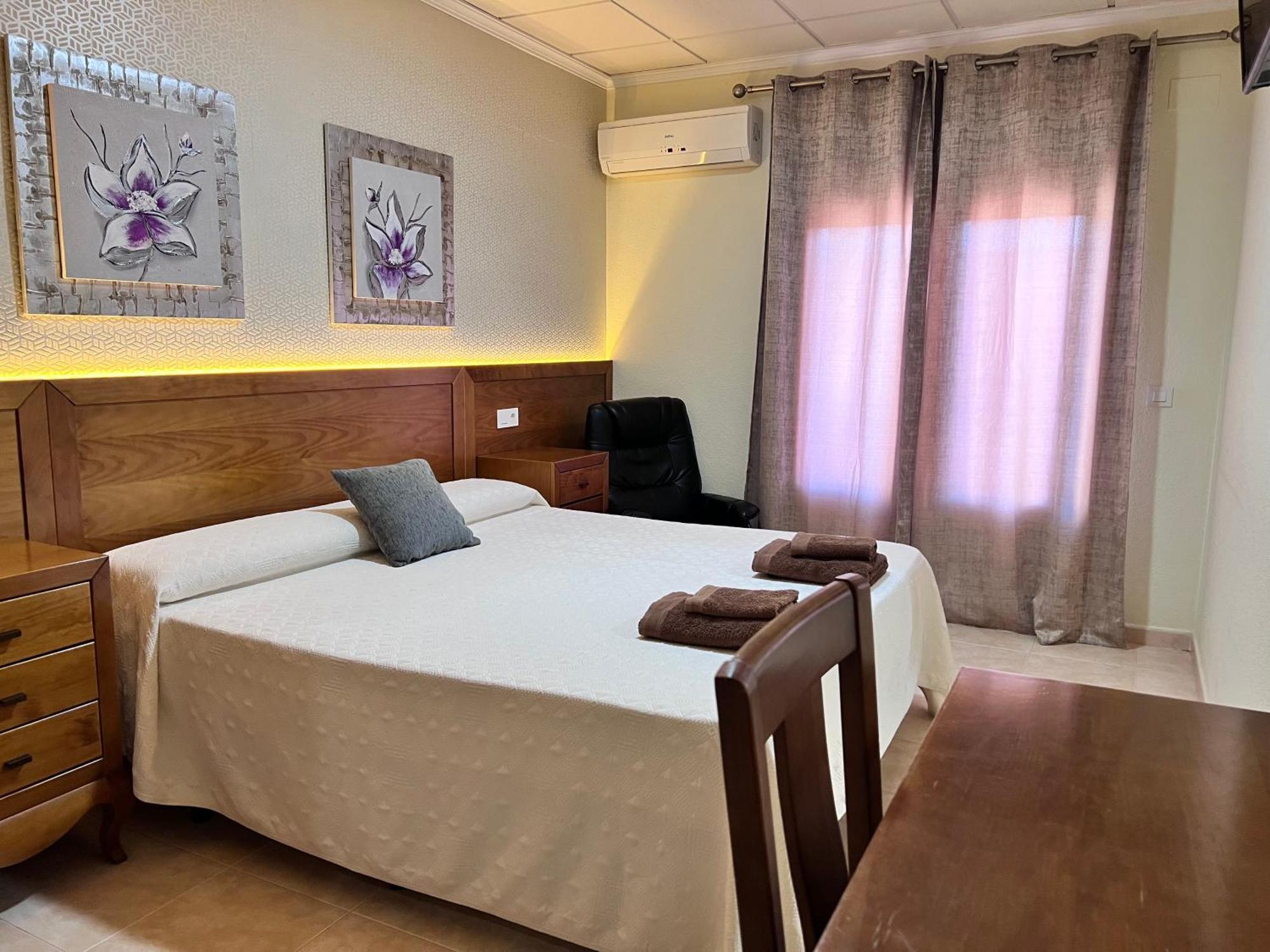 Hotel Don Juan Puente de Génave Buitenkant foto