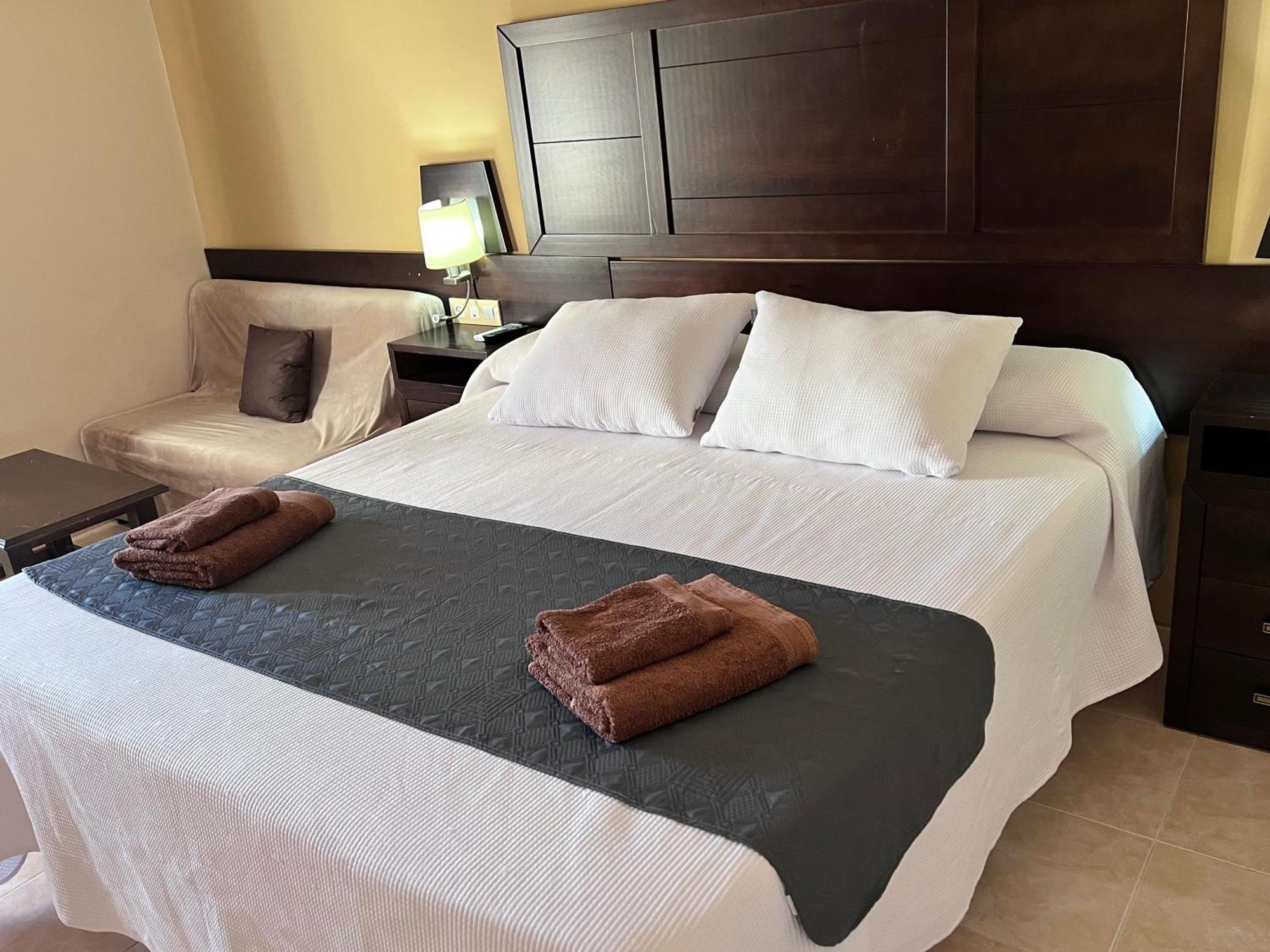 Hotel Don Juan Puente de Génave Buitenkant foto