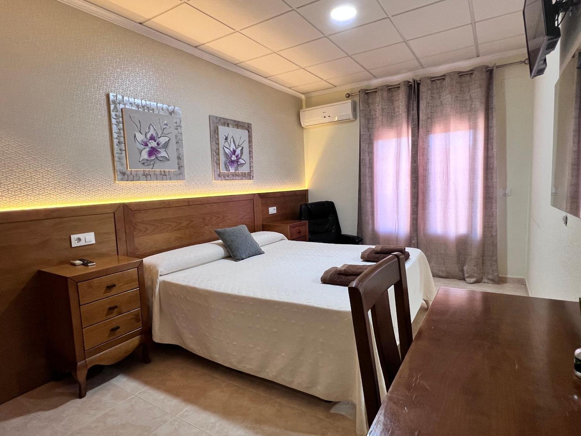 Hotel Don Juan Puente de Génave Buitenkant foto