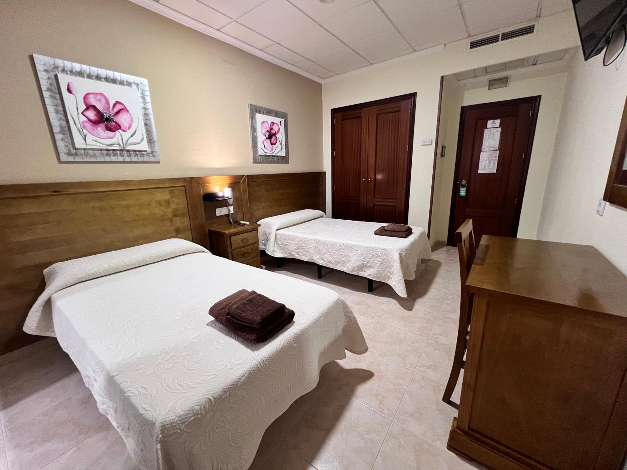 Hotel Don Juan Puente de Génave Buitenkant foto